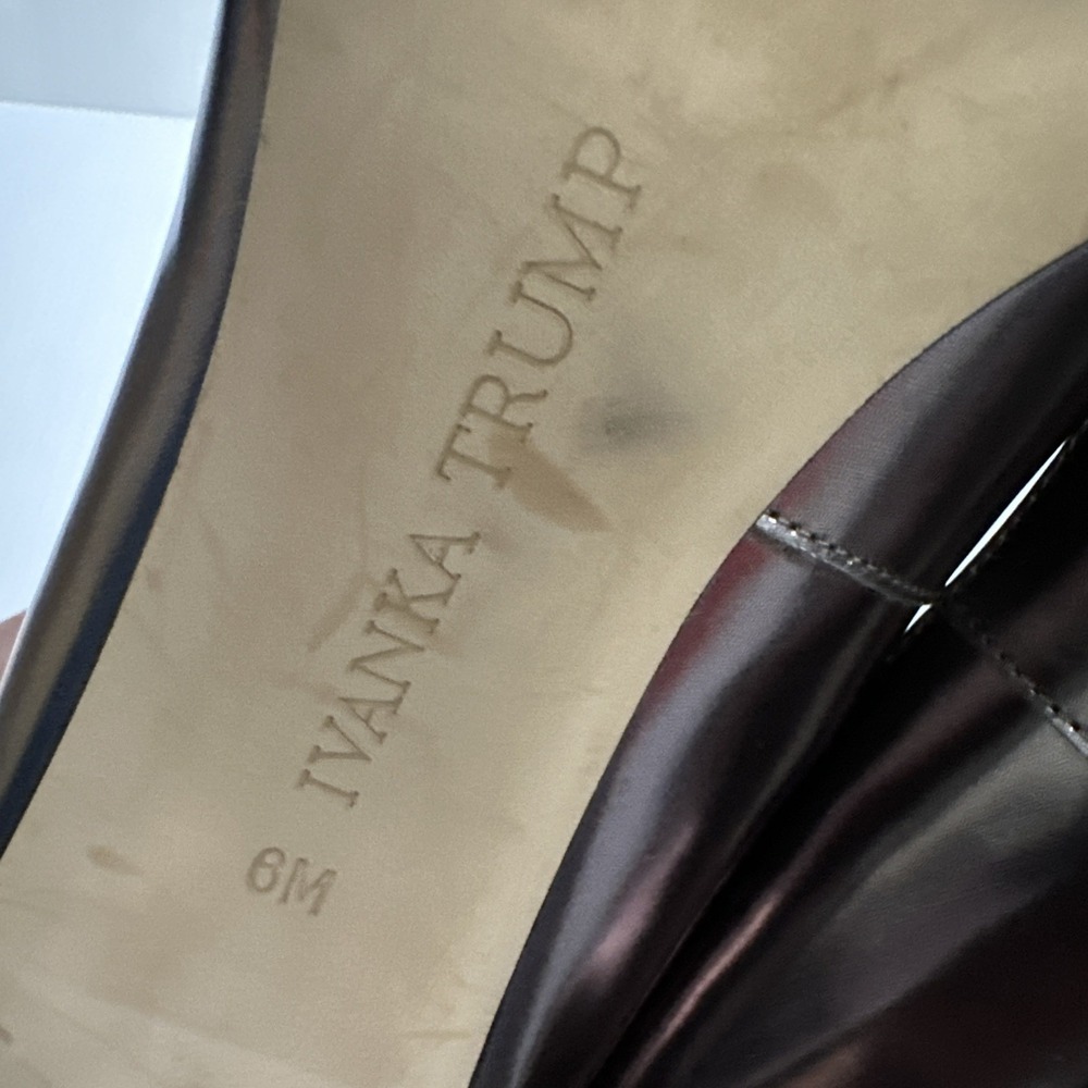 Ivanka Trump LYSA Silver Patent Leather Size 6M Slip On Block Heel Pumps - Picture 11 of 11